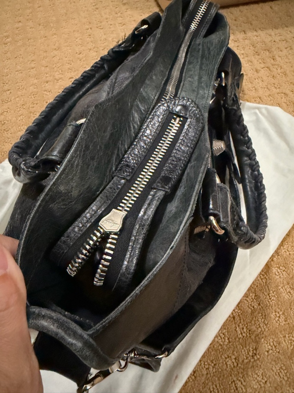 Balenciaga Black Leather Shoulder Bag with Silver Hardware - Picture 5 of 9
